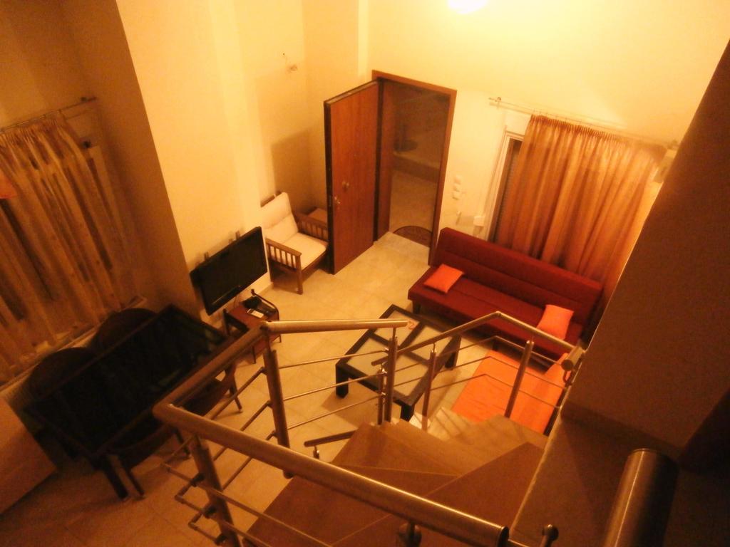 Dimitrios Apartments Sotirítsa Екстериор снимка